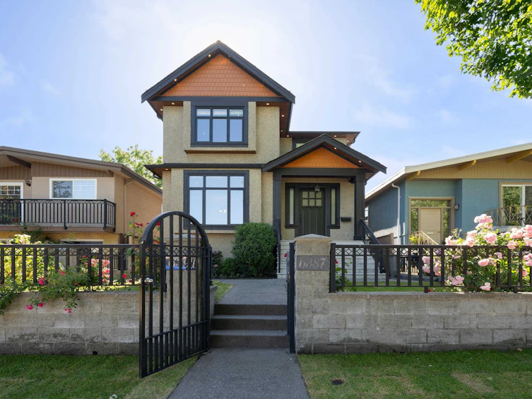 6387 Prince Albert Street, Vancouver, BC, V5W 3E7