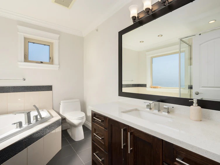 6387 Prince Albert Street, Vancouver, BC, V5W 3E7 - 30