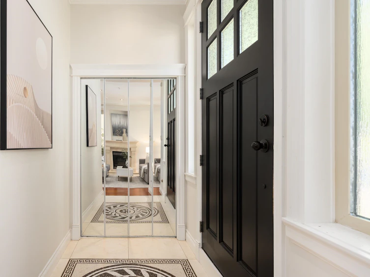 6387 Prince Albert Street, Vancouver, BC, V5W 3E7 - 4