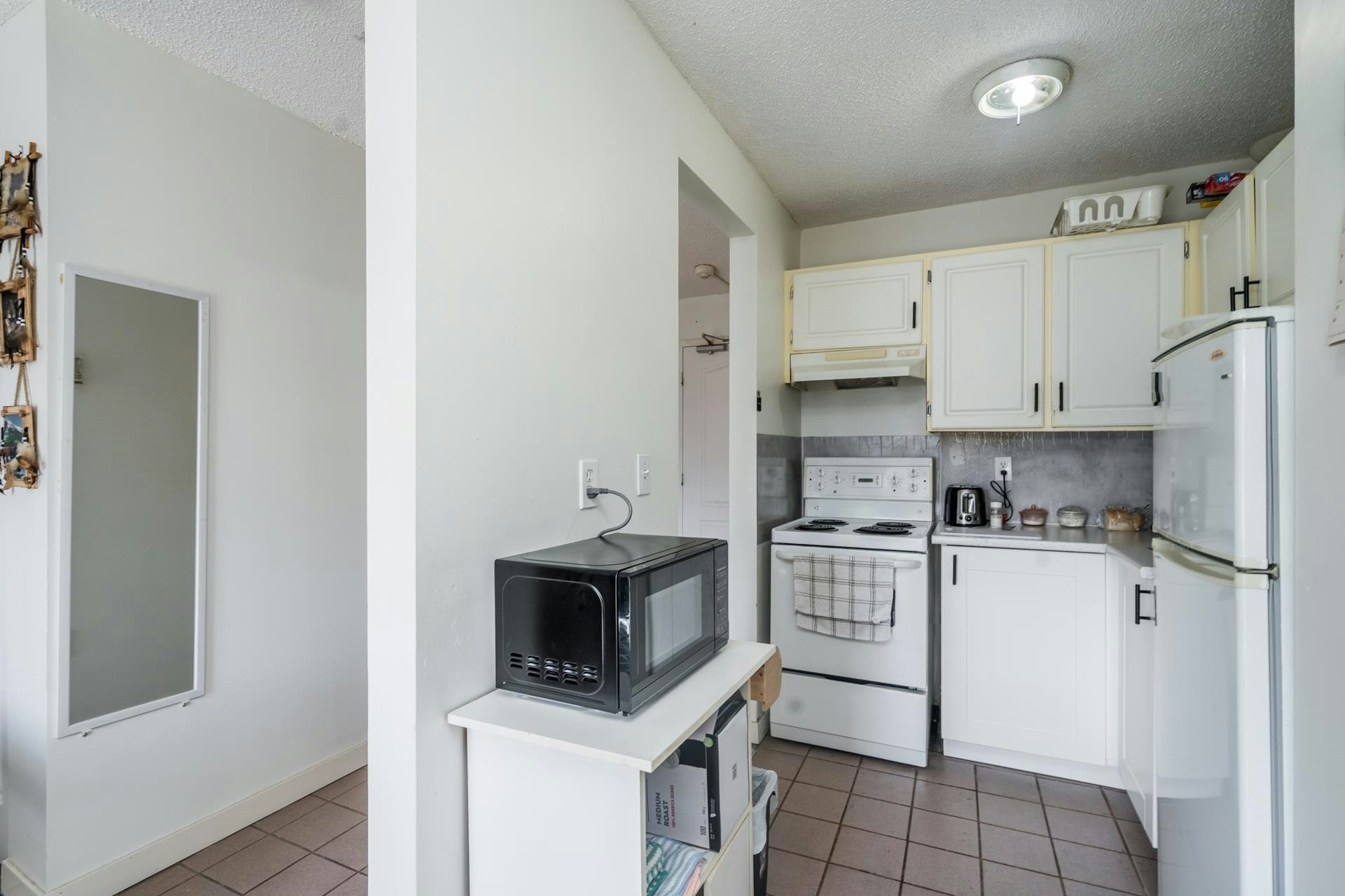 204-9477 Cook Street, Chilliwack, BC, V2P 4J8 - 10