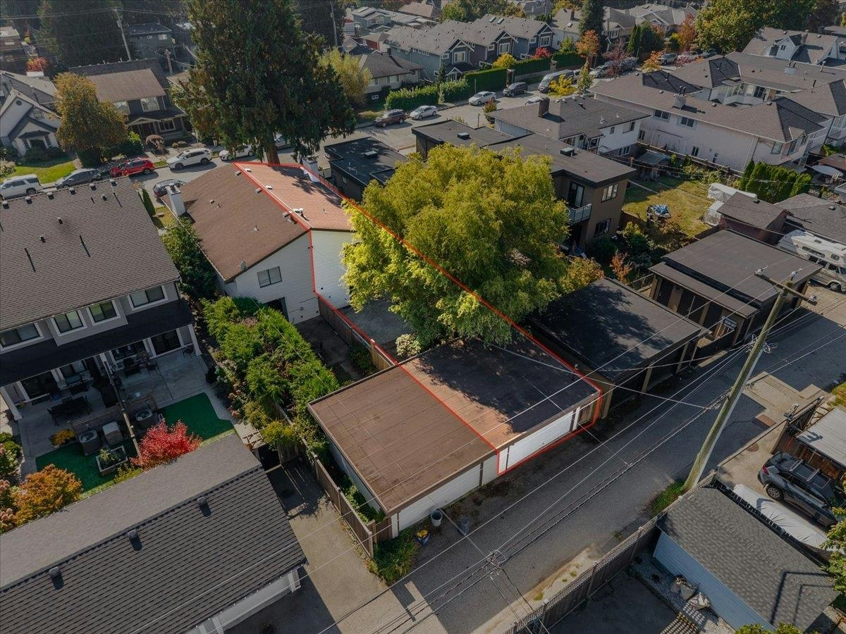 240 E 18th Street, North Vancouver, BC, V7L 2X6 - 31