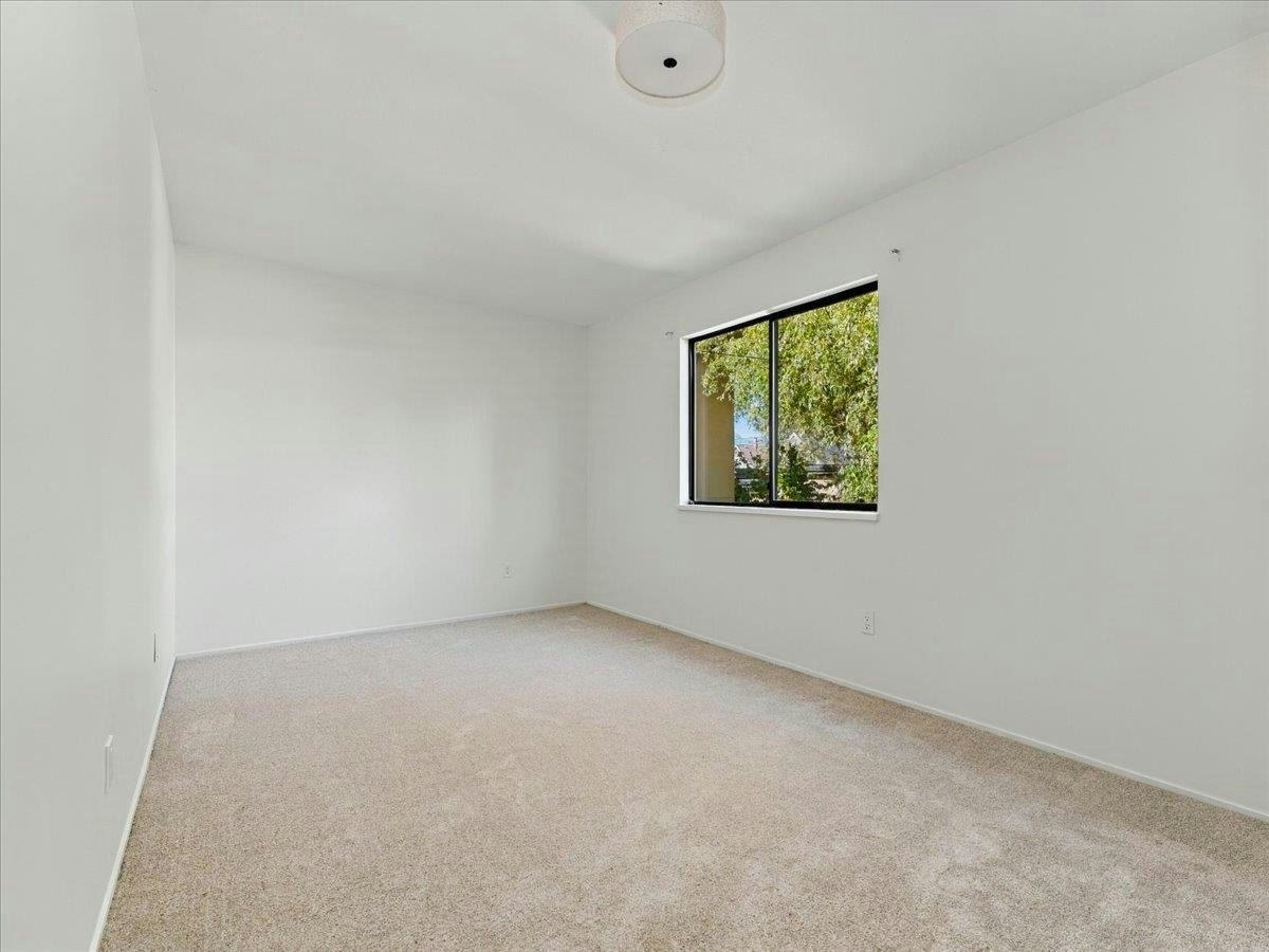 240 E 18th Street, North Vancouver, BC, V7L 2X6 - 14