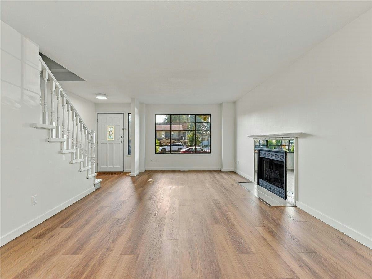 240 E 18th Street - 5