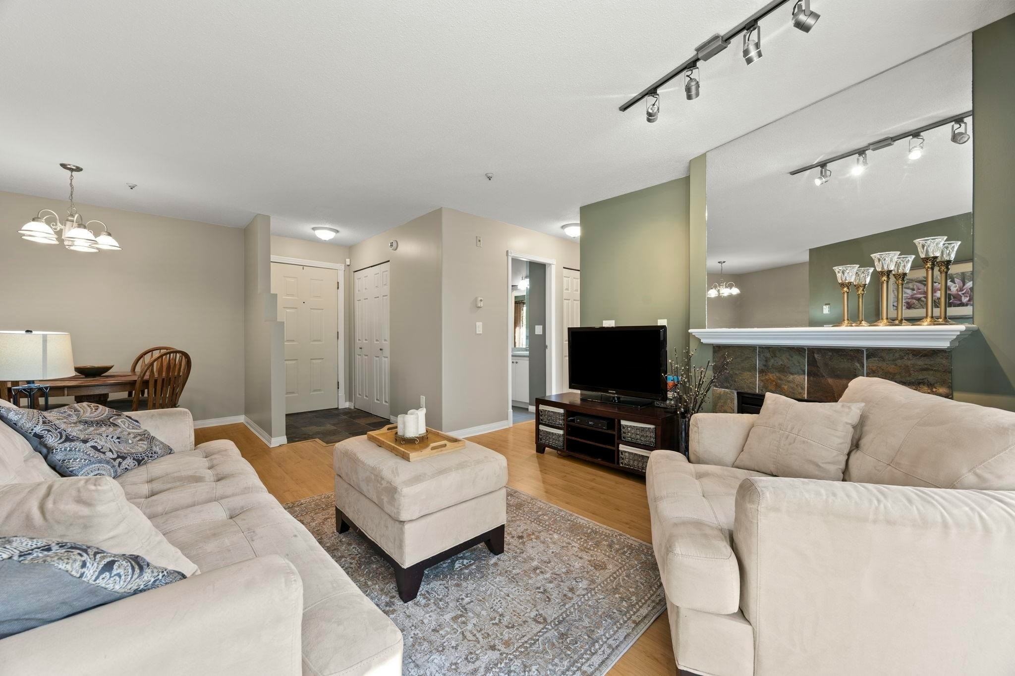 404-2388 Welcher Avenue - 4