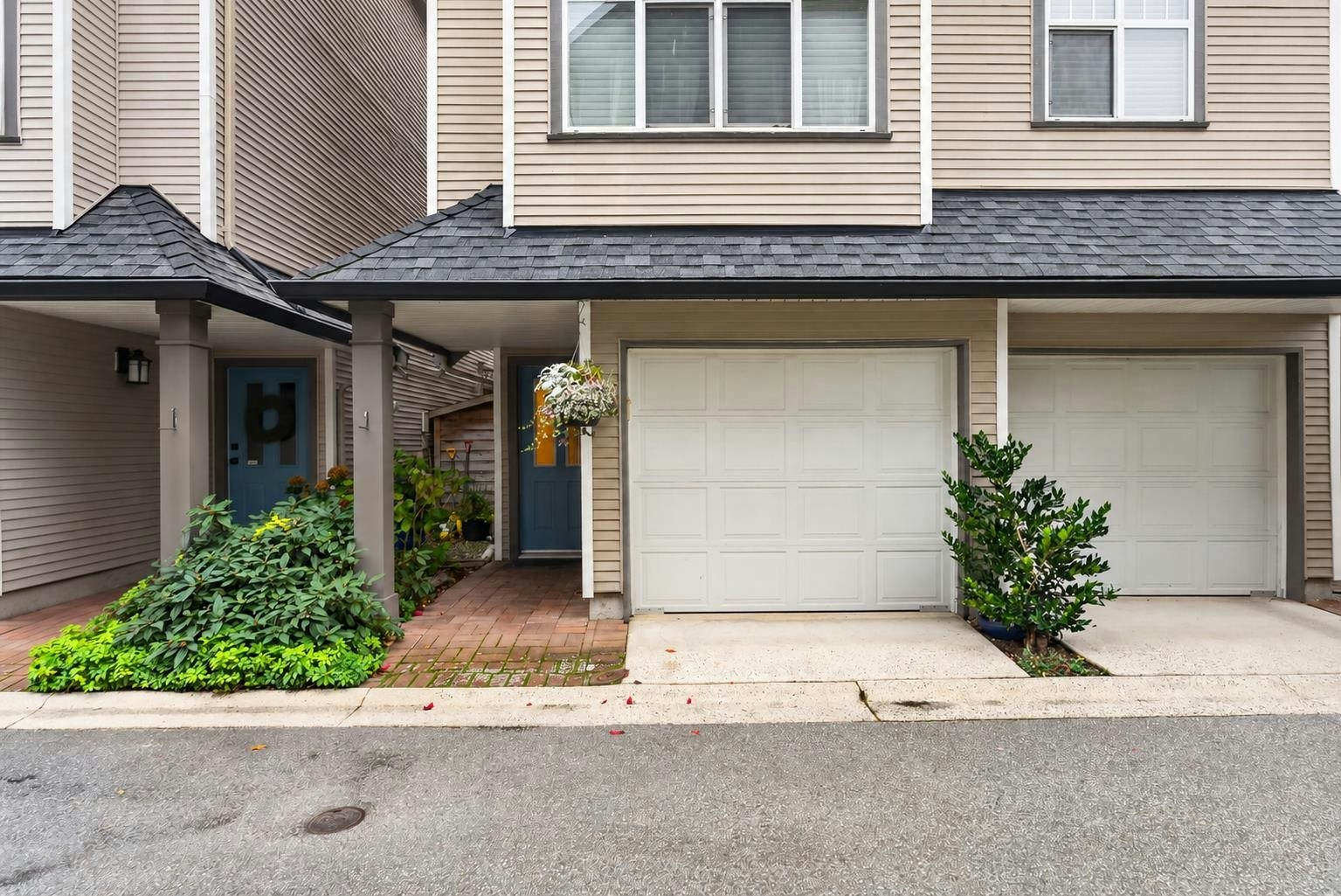 13-4111 Garry Street - 2