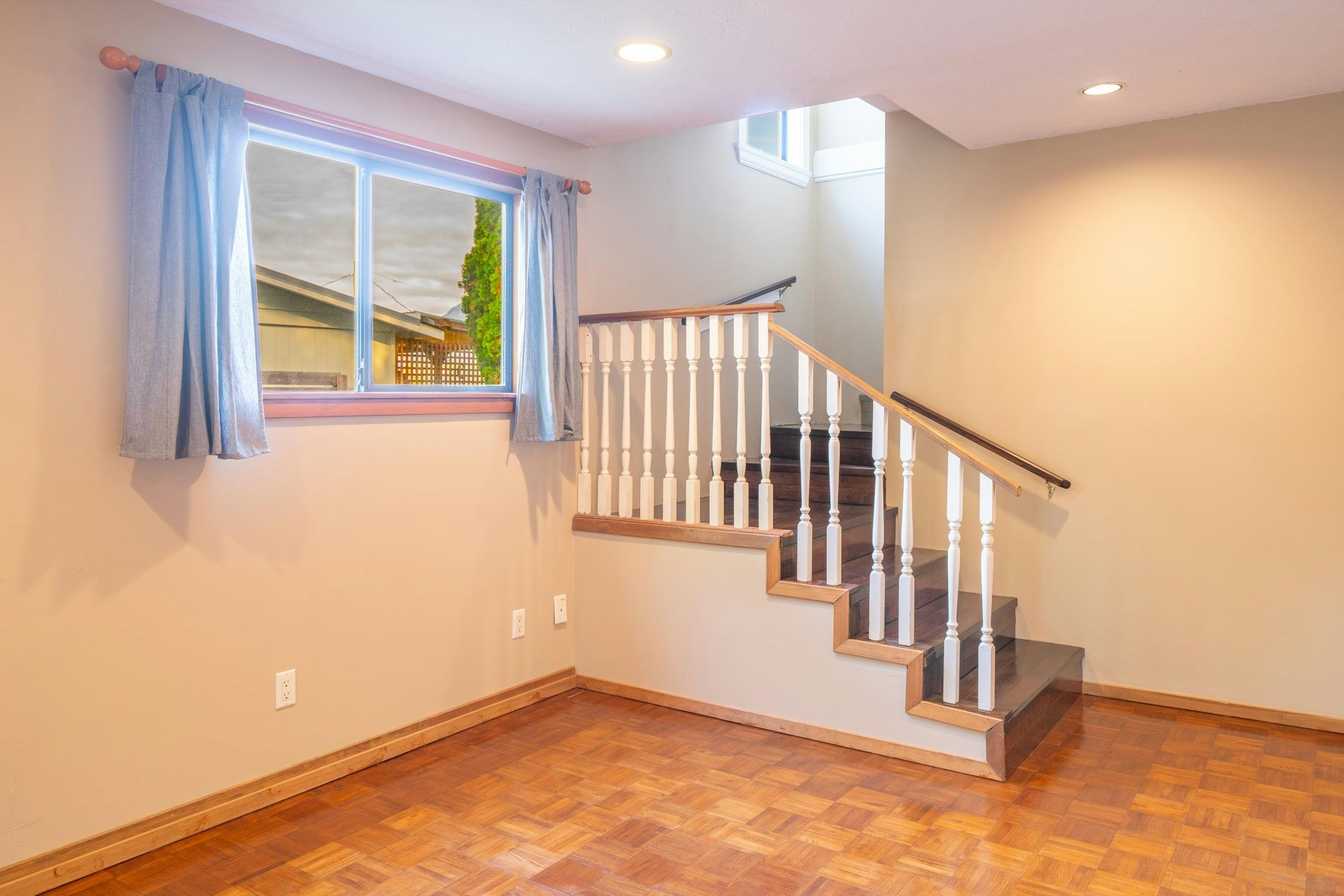 6170 Fairway Avenue, Sechelt, BC, V7Z 0L6 - 29