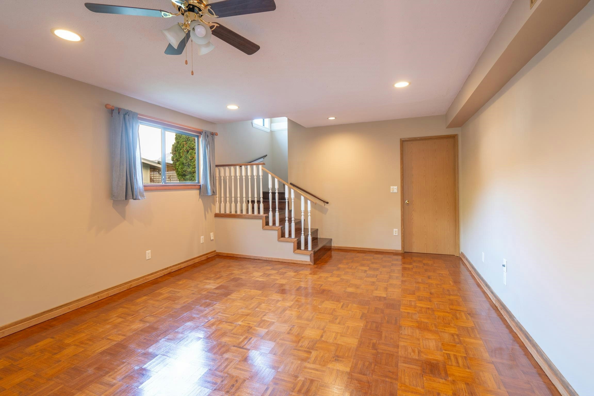 6170 Fairway Avenue, Sechelt, BC, V7Z 0L6 - 26