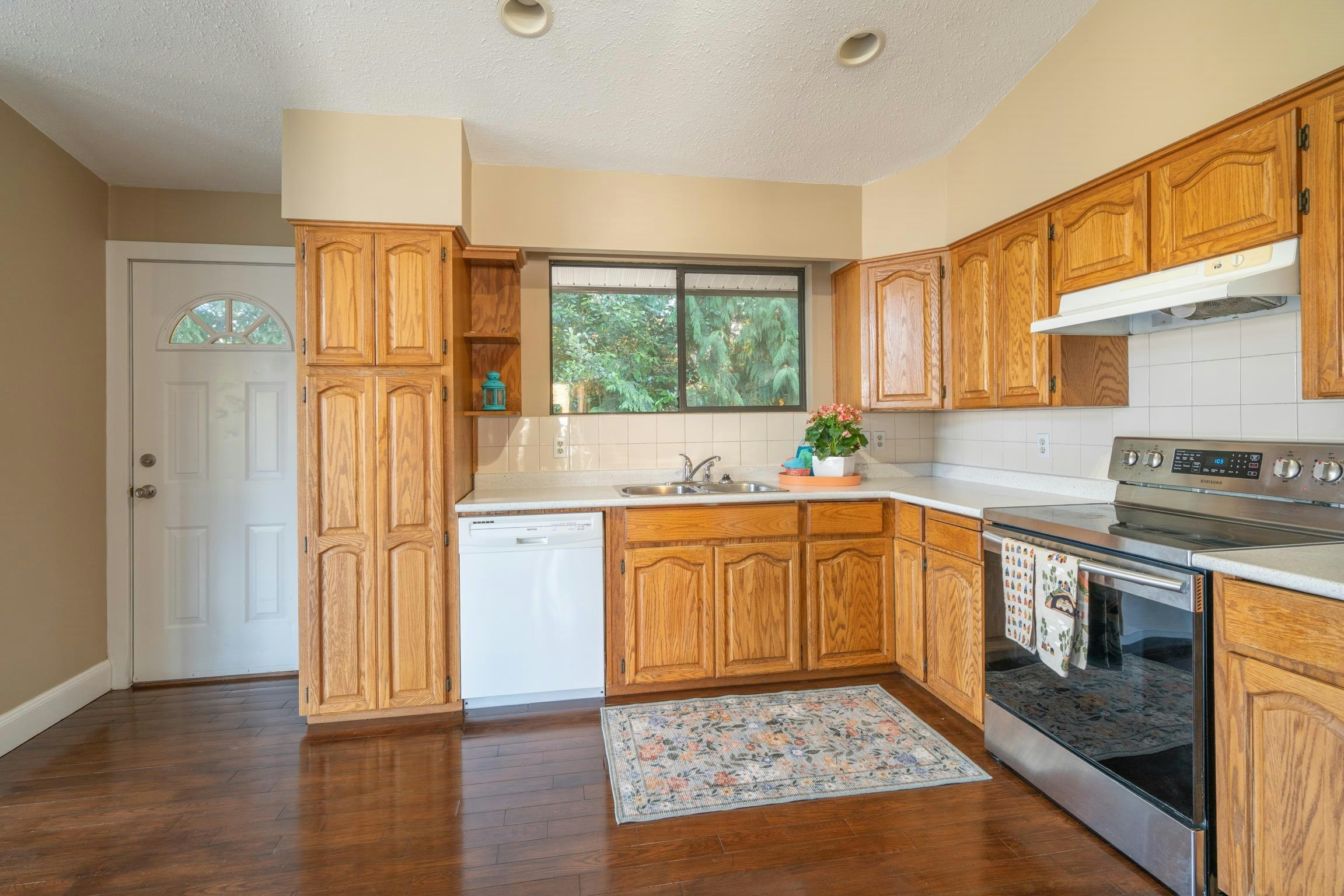 6170 Fairway Avenue, Sechelt, BC, V7Z 0L6 - 15