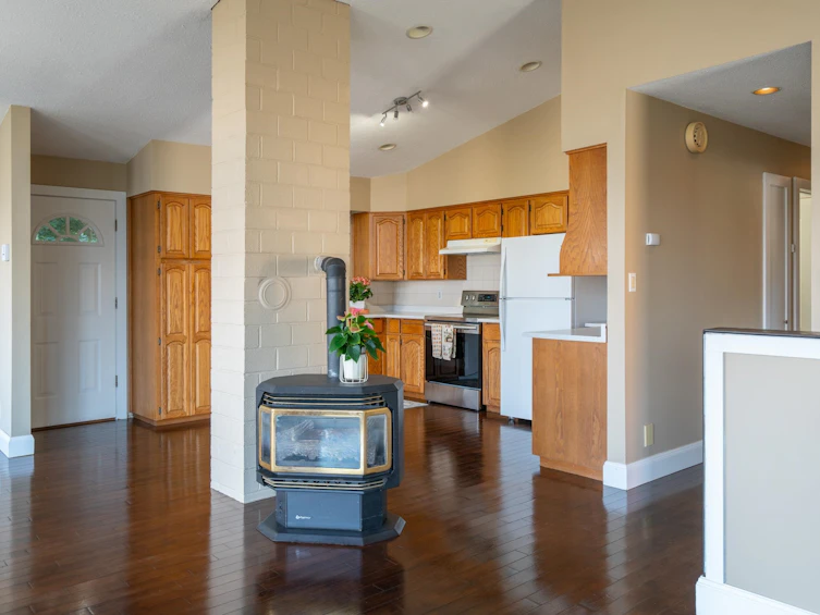 6170 Fairway Avenue, Sechelt, BC, V7Z 0L6 - 12