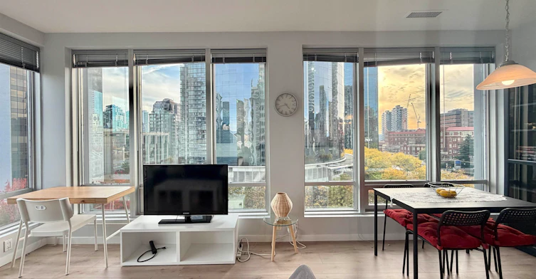 501-989 Nelson Street, Vancouver, BC, V6Z 2S1 - 8