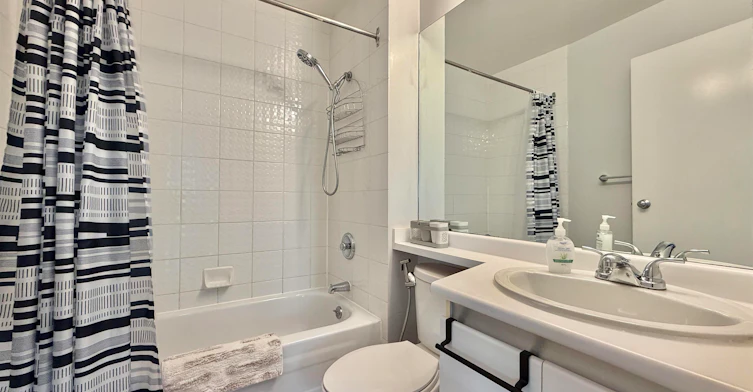 501-989 Nelson Street, Vancouver, BC, V6Z 2S1 - 13