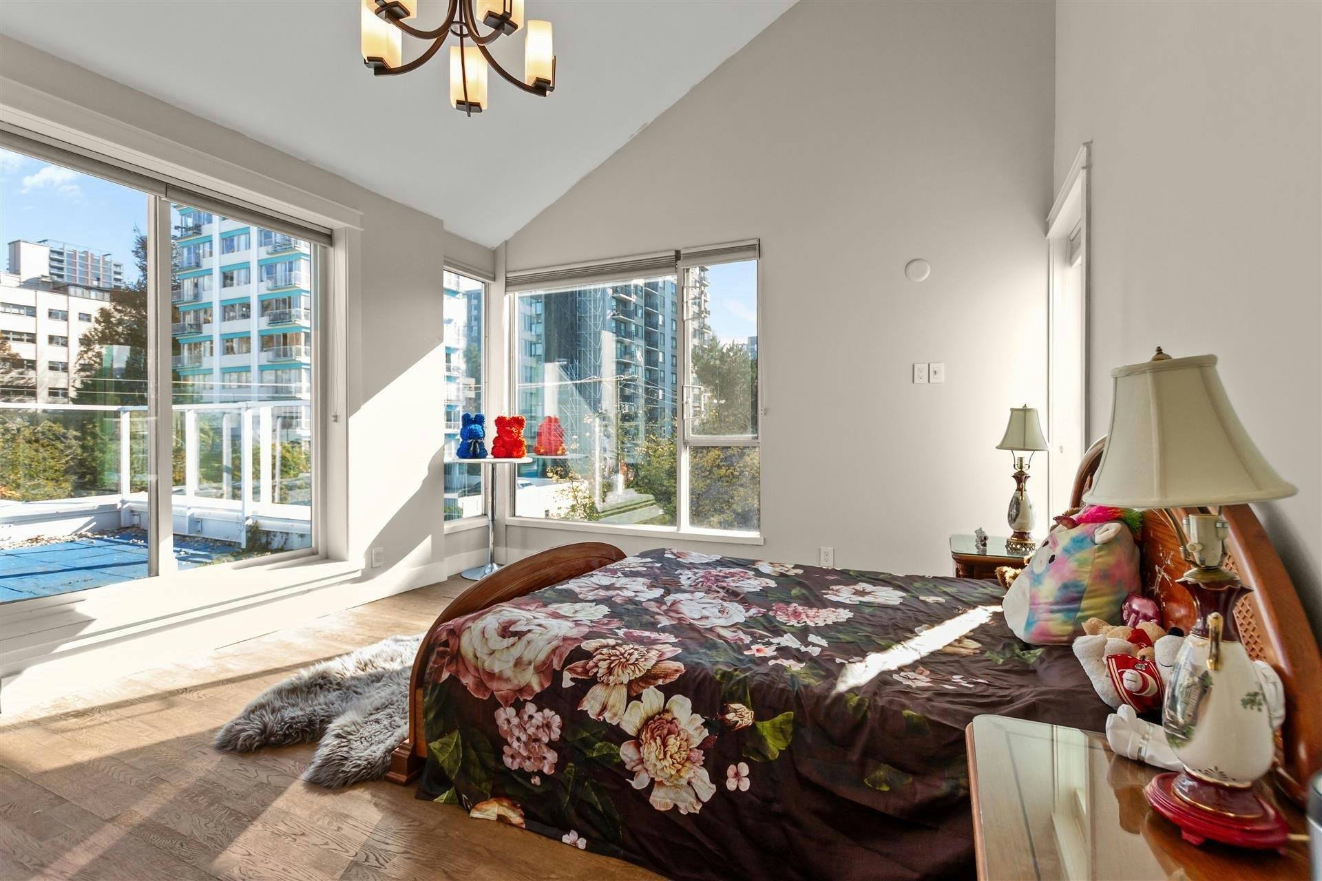 PH-1403 Beach Avenue, Vancouver, BC, V6G 1Y3 - 21