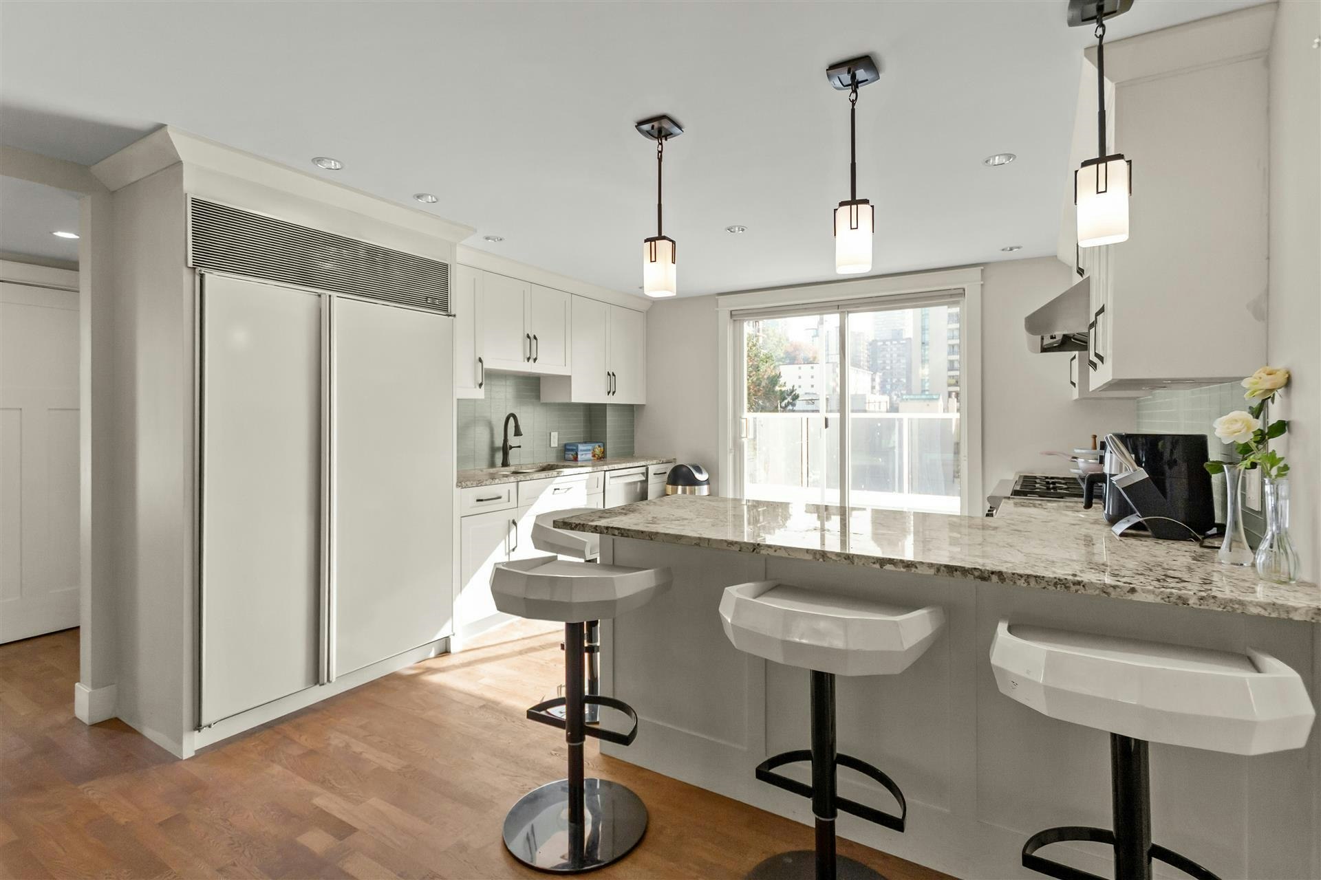 PH-1403 Beach Avenue, Vancouver, BC, V6G 1Y3 - 10