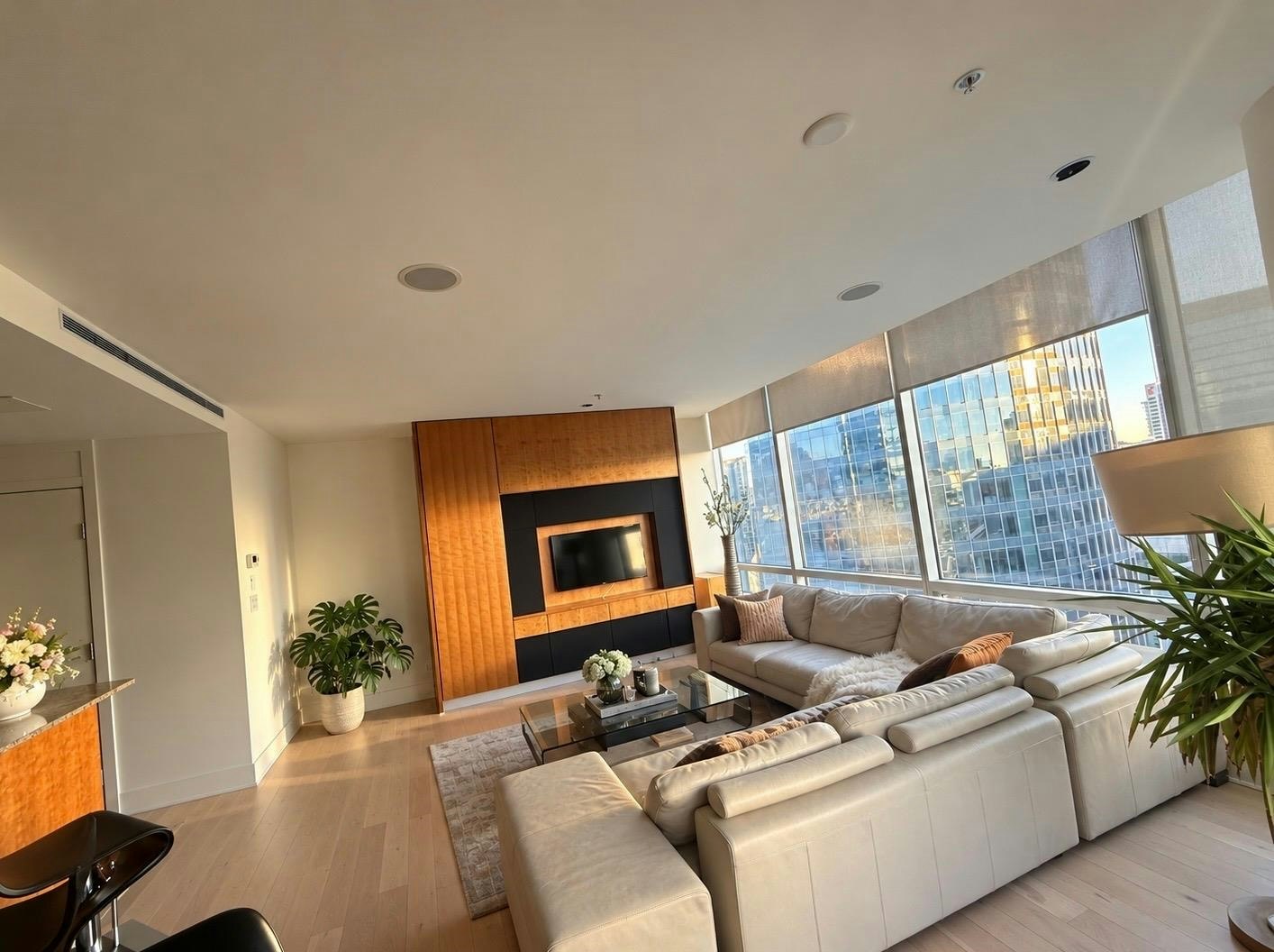 3X05-1077 W Cordova Street, Vancouver, BC, V6C 2C6 - 3