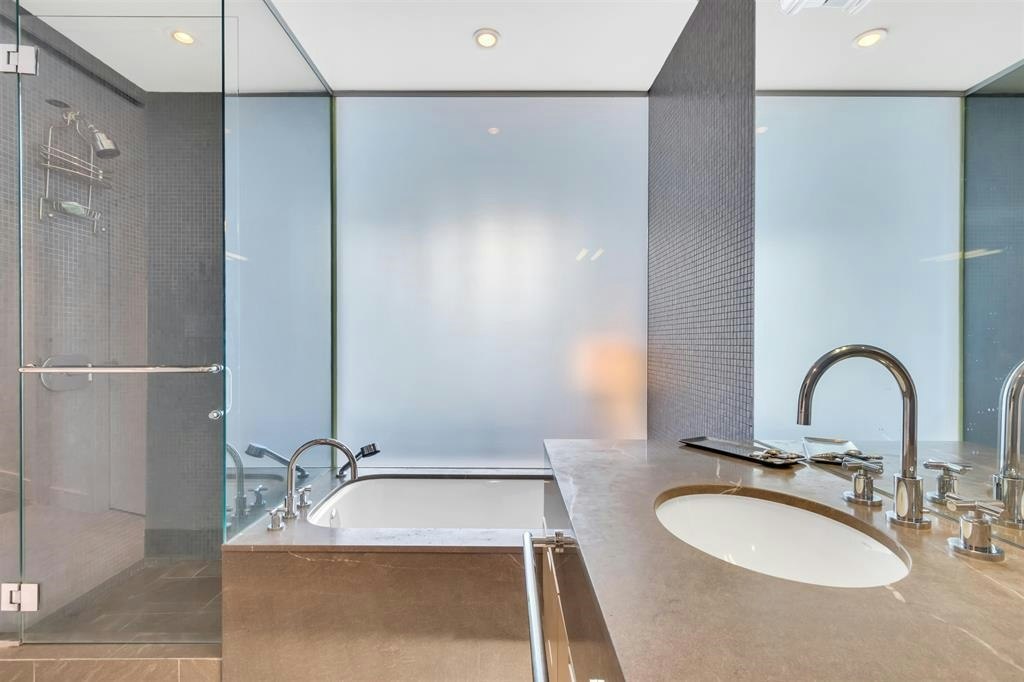 3X05-1077 W Cordova Street, Vancouver, BC, V6C 2C6 - 8