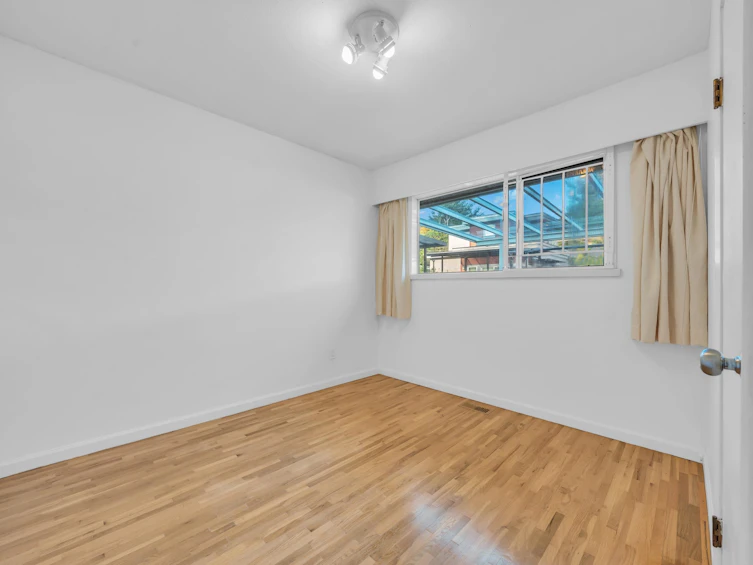 3631 Wellington Avenue, Vancouver, BC, V5R 4Z4 - 23