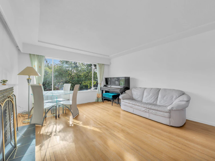 3631 Wellington Avenue, Vancouver, BC, V5R 4Z4 - 13