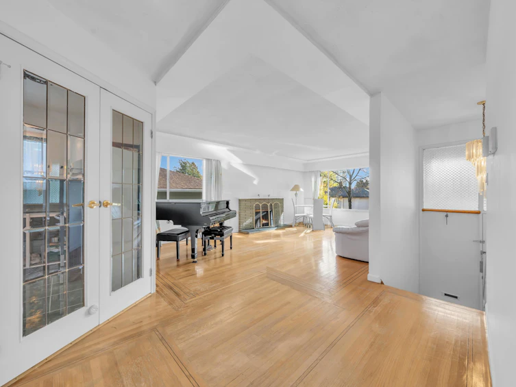 3631 Wellington Avenue, Vancouver, BC, V5R 4Z4 - 14
