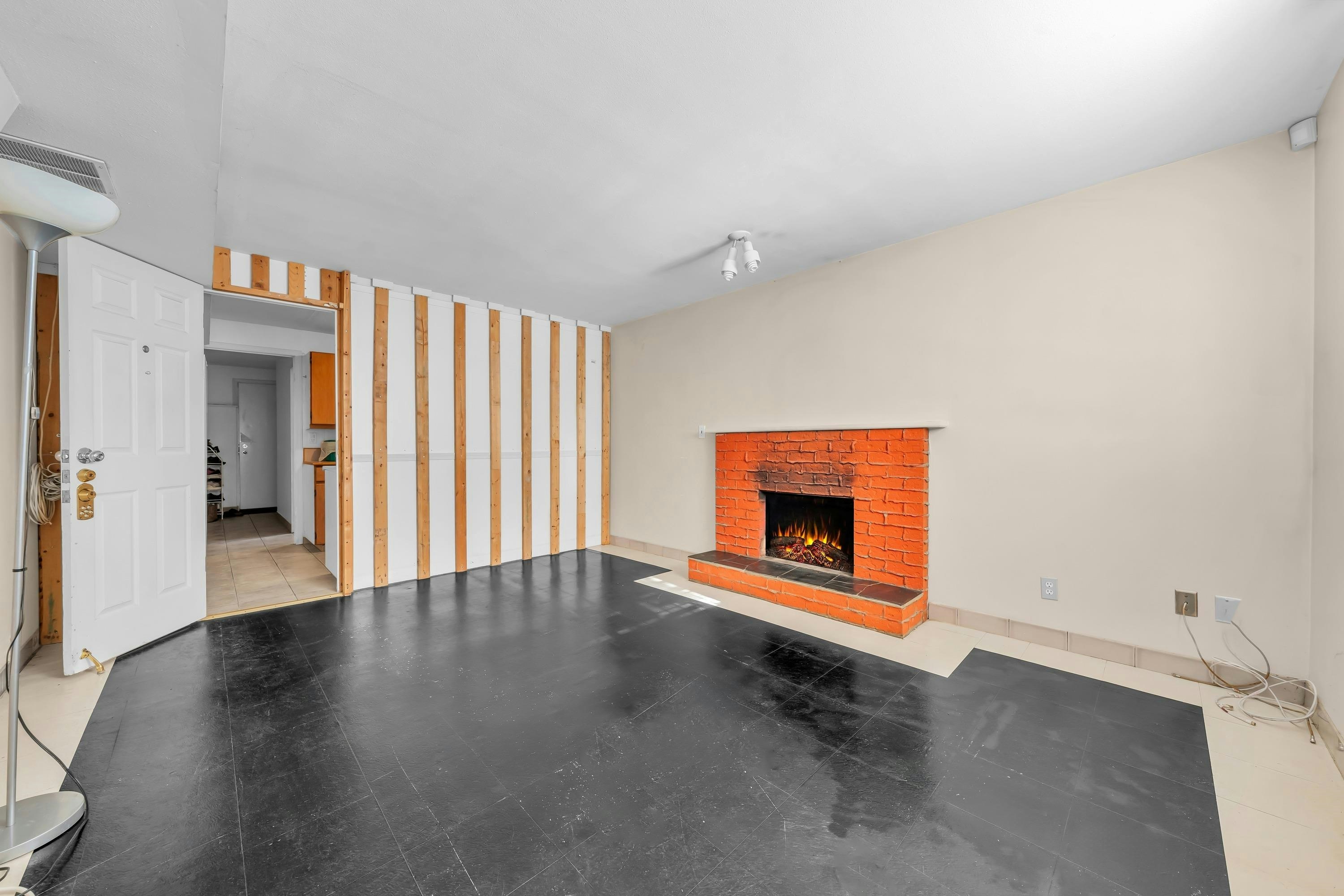 3631 Wellington Avenue, Vancouver, BC, V5R 4Z4 - 30