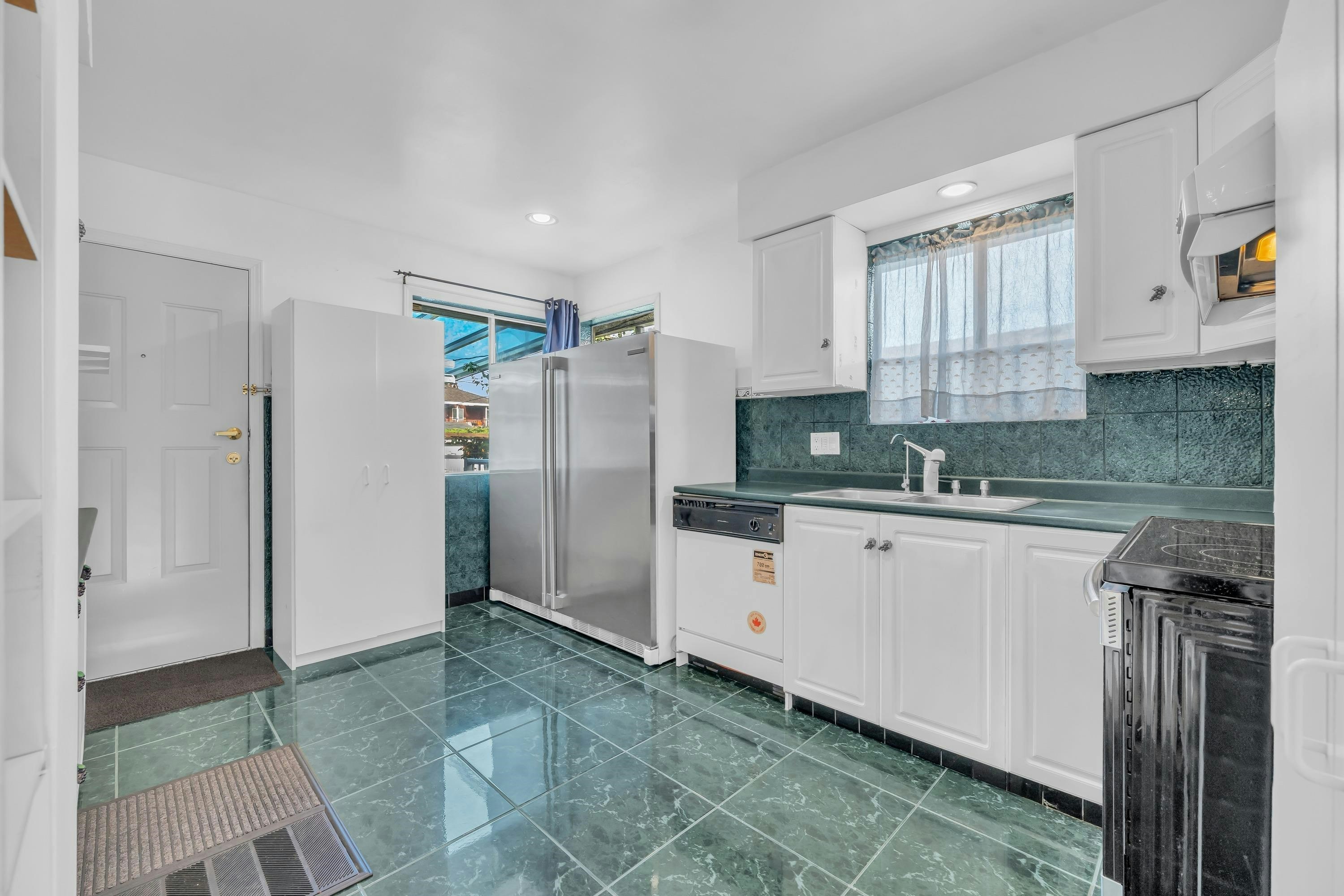 3631 Wellington Avenue, Vancouver, BC, V5R 4Z4 - 15