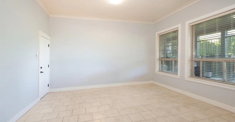 Lower Suite 2-17551 Abbey Drive, Surrey, BC, V4N 4H2 - 2