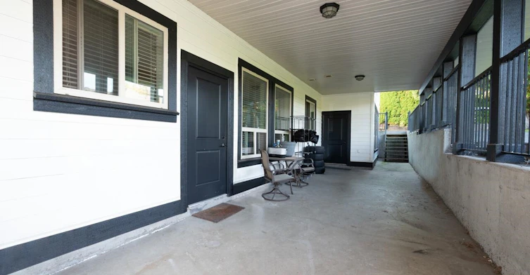 Lower Suite 2-17551 Abbey Drive, Surrey, BC, V4N 4H2 - 7