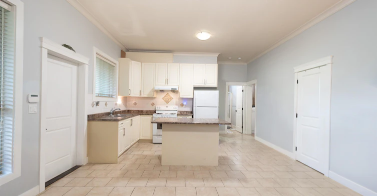 Lower Suite 2-17551 Abbey Drive, Surrey, BC, V4N 4H2