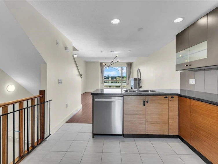 64-728 W 14th Street, North Vancouver, BC, V7M 0A8 - 14