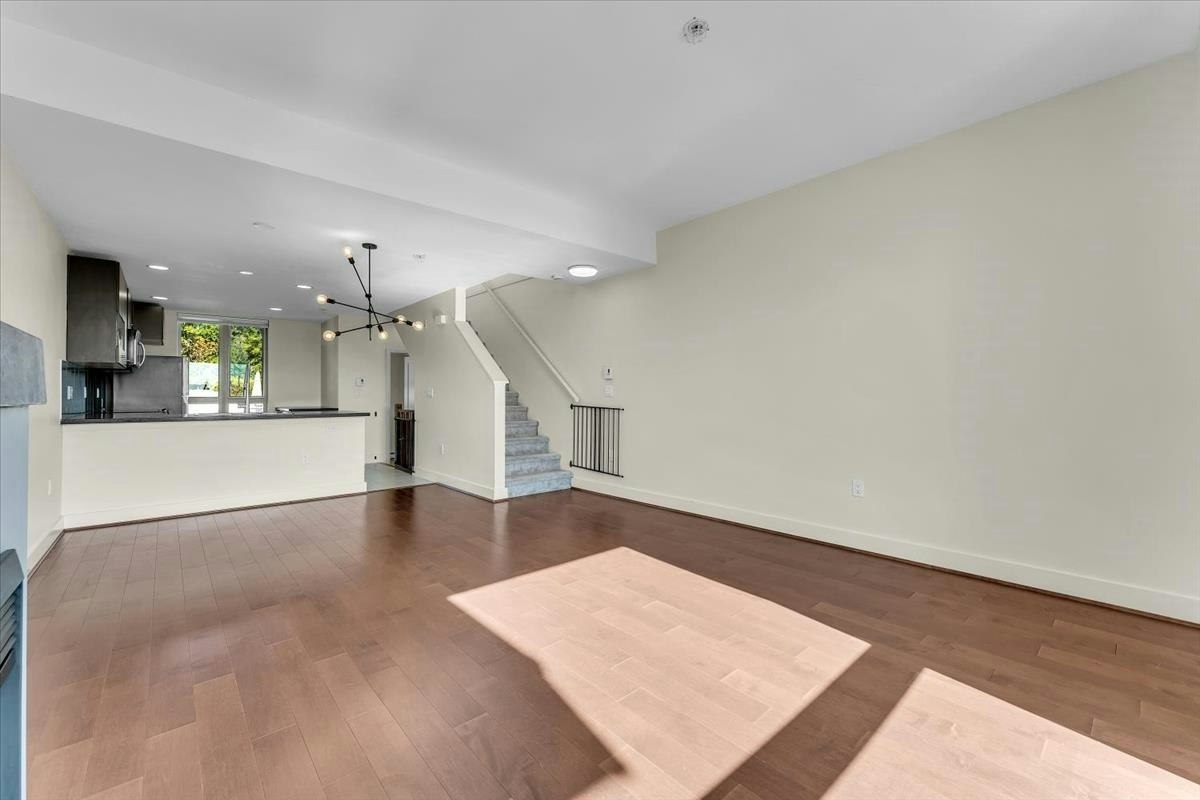 64-728 W 14th Street, North Vancouver, BC, V7M 0A8 - 8