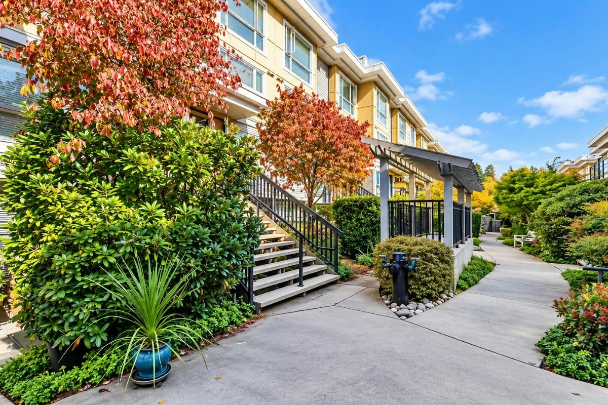 64-728 W 14th Street, North Vancouver, BC, V7M 0A8