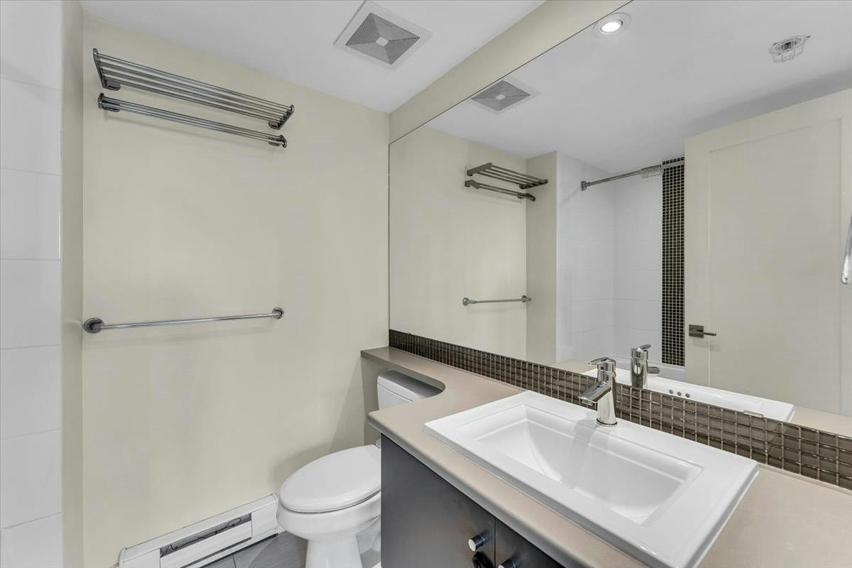 64-728 W 14th Street, North Vancouver, BC, V7M 0A8 - 17