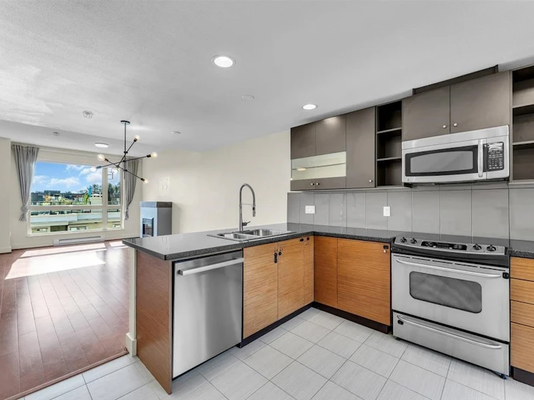 64-728 W 14th Street, North Vancouver, BC, V7M 0A8 - 13