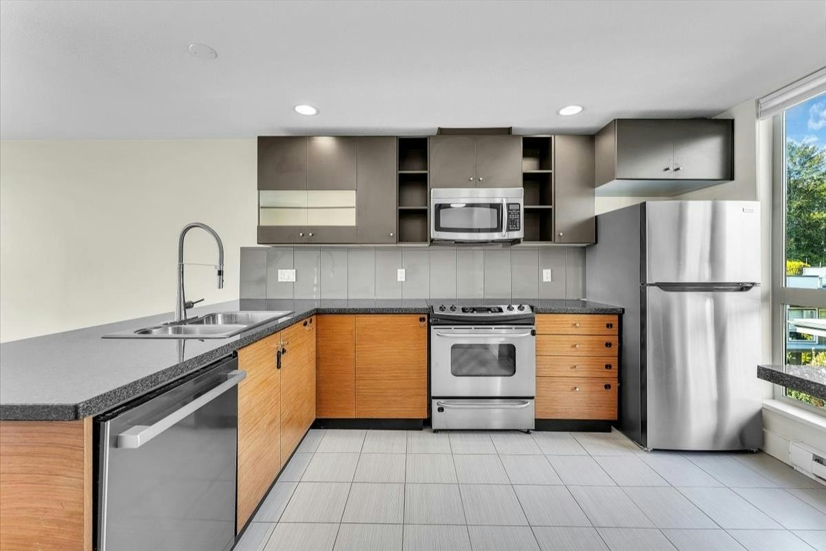 64-728 W 14th Street, North Vancouver, BC, V7M 0A8 - 12