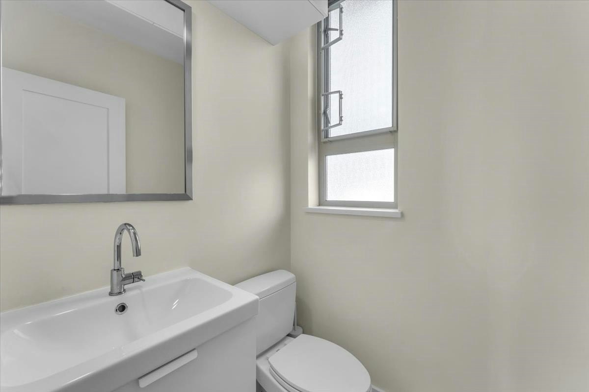 64-728 W 14th Street, North Vancouver, BC, V7M 0A8 - 27