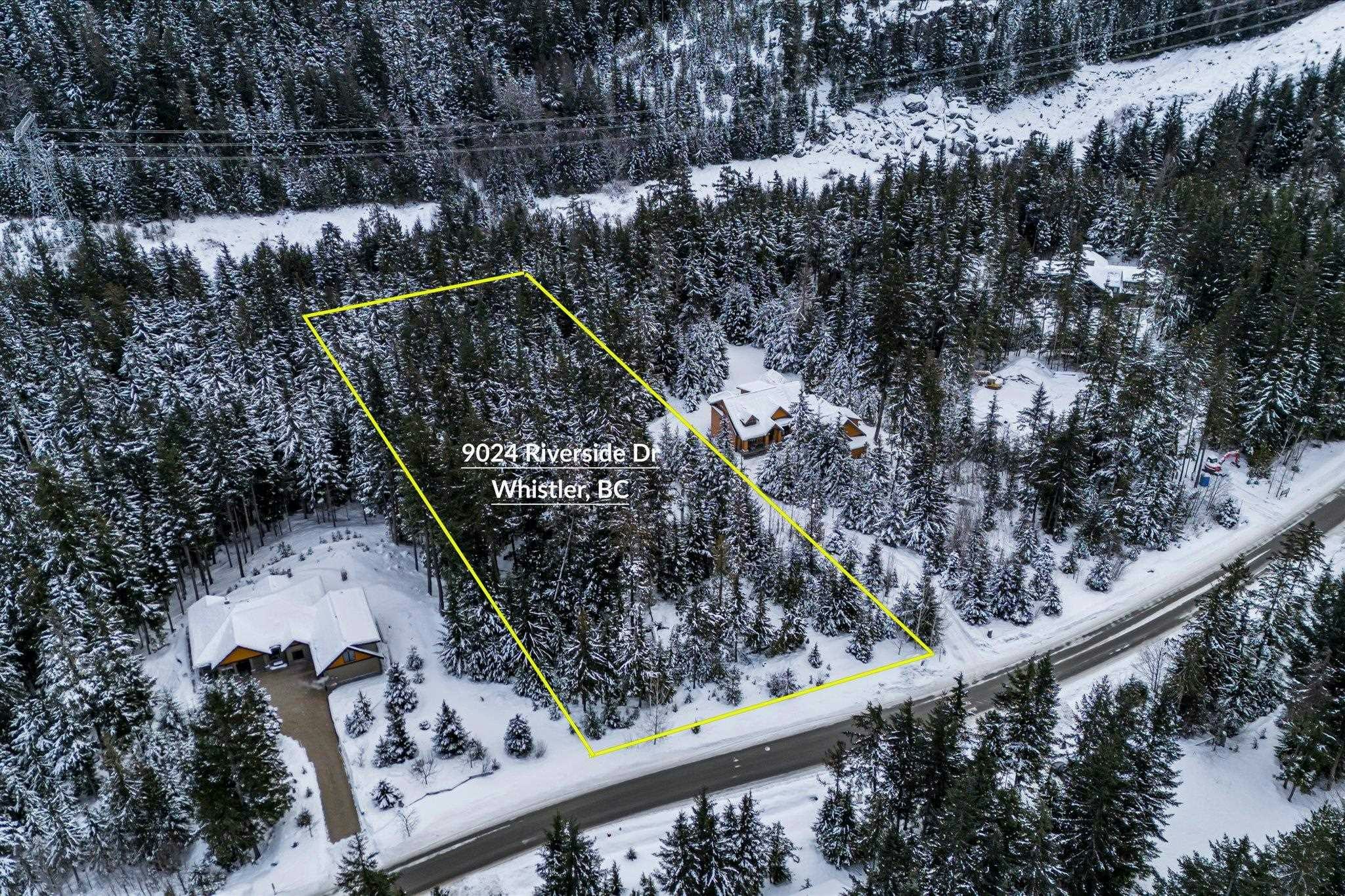 9024 Riverside Drive, Whistler, BC, V8E 1M1 - 2