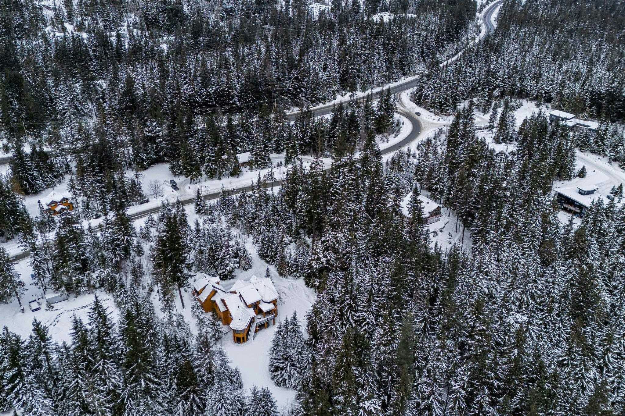 9024 Riverside Drive, Whistler, BC, V8E 1M1 - 14
