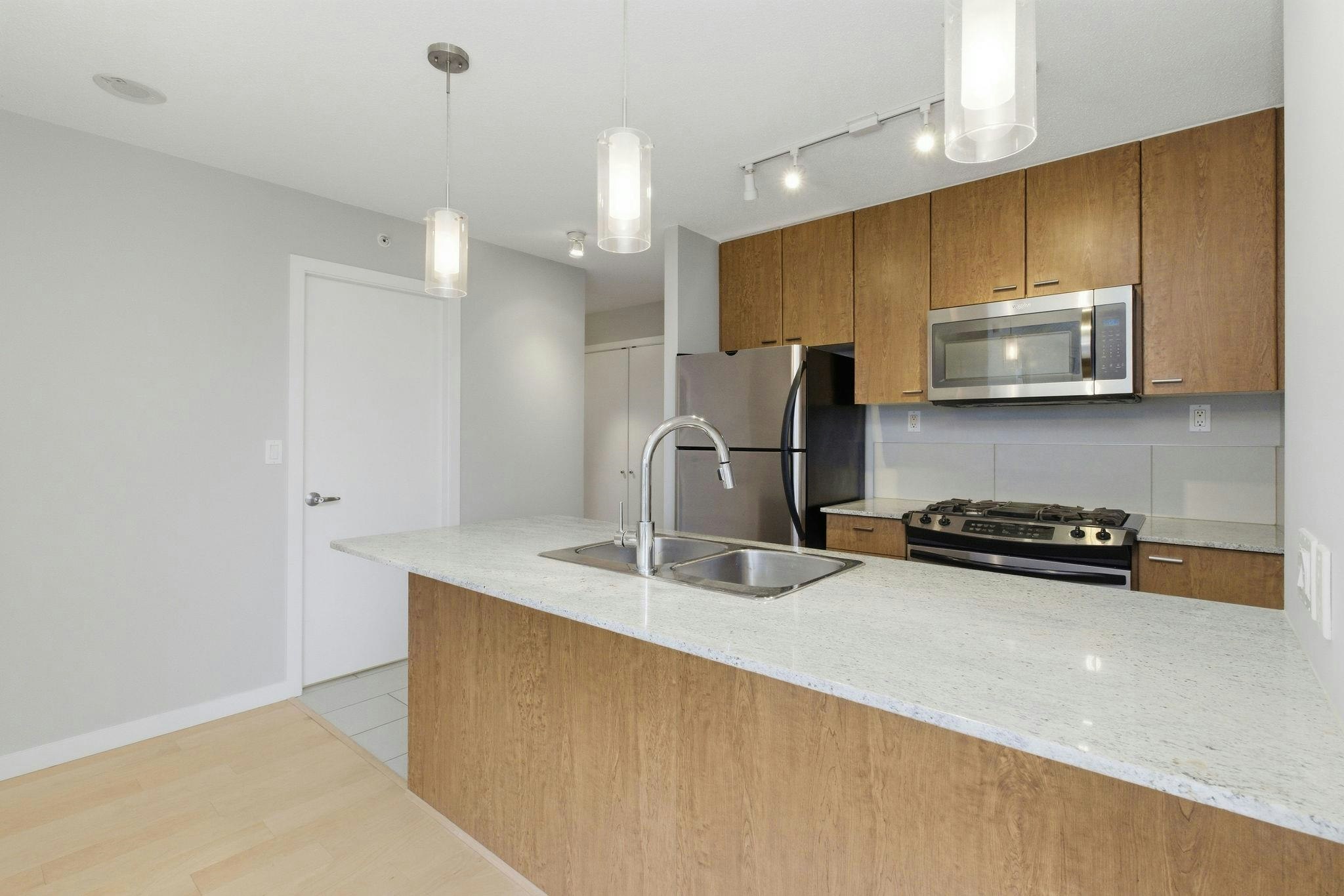 607-7063 Hall Avenue, Burnaby, BC, V5E 0A5 - 10