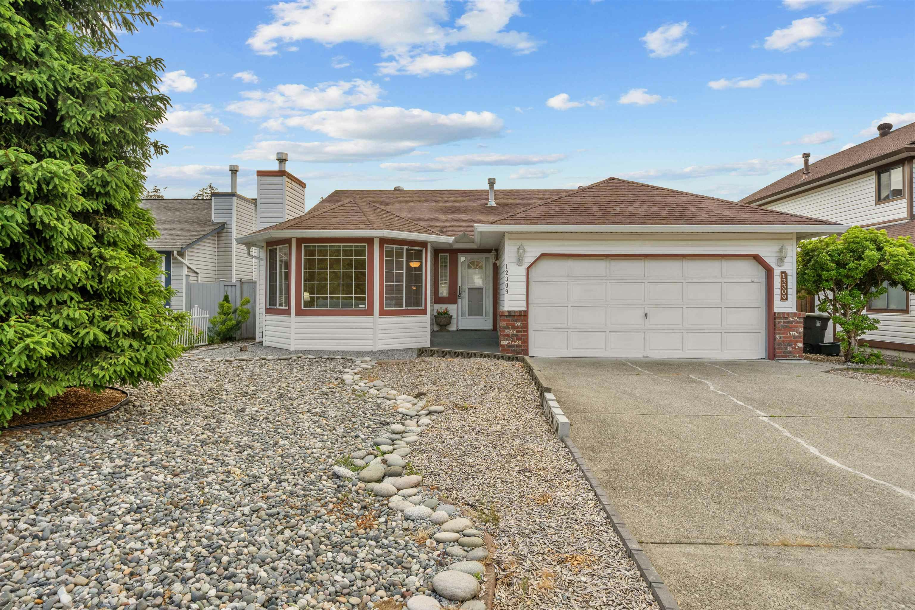 12309 193rd Street, Pitt Meadows, BC, V3Y 2K2 - 2