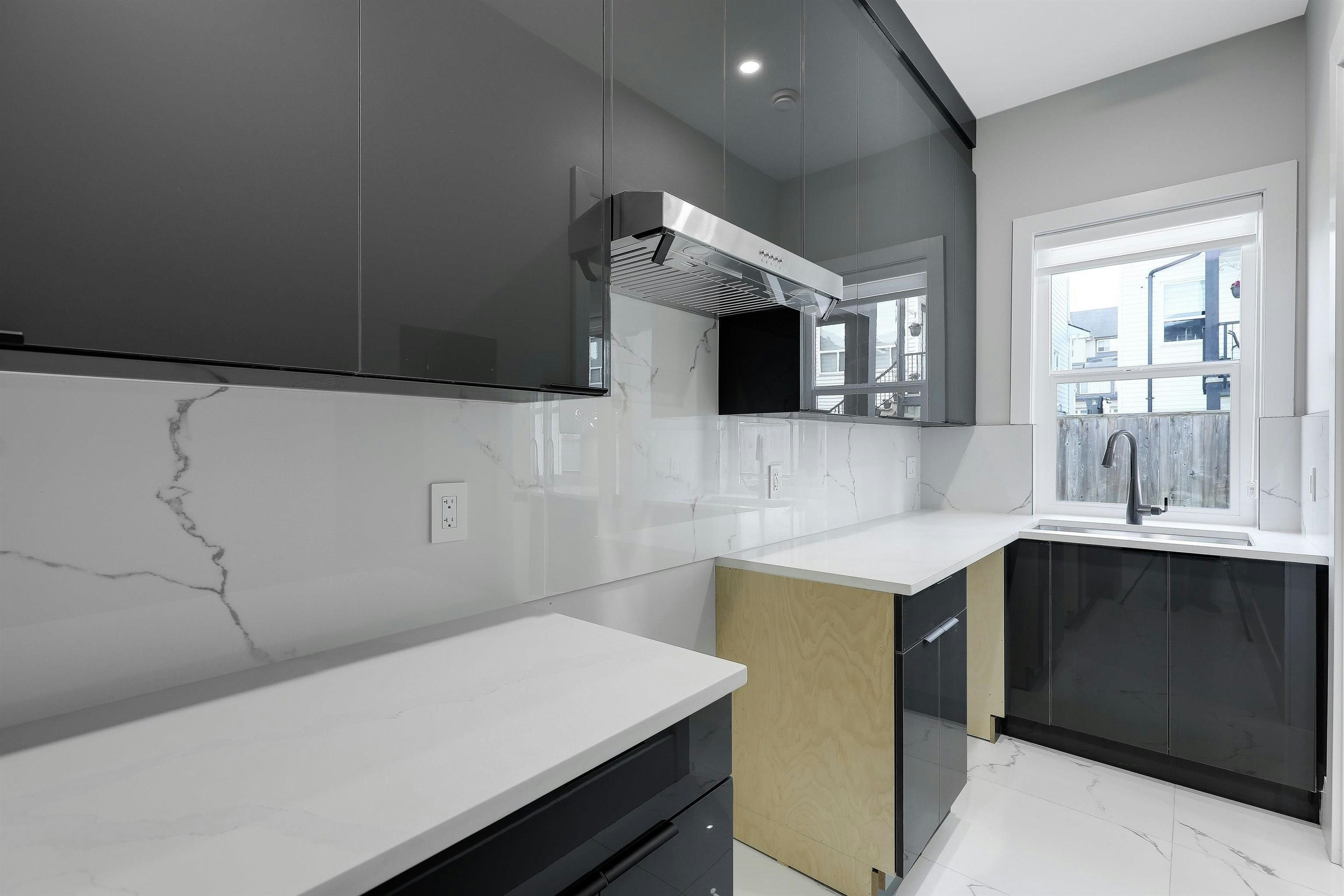 14750 62a Avenue, Surrey, BC, V3S 6N4 - 21