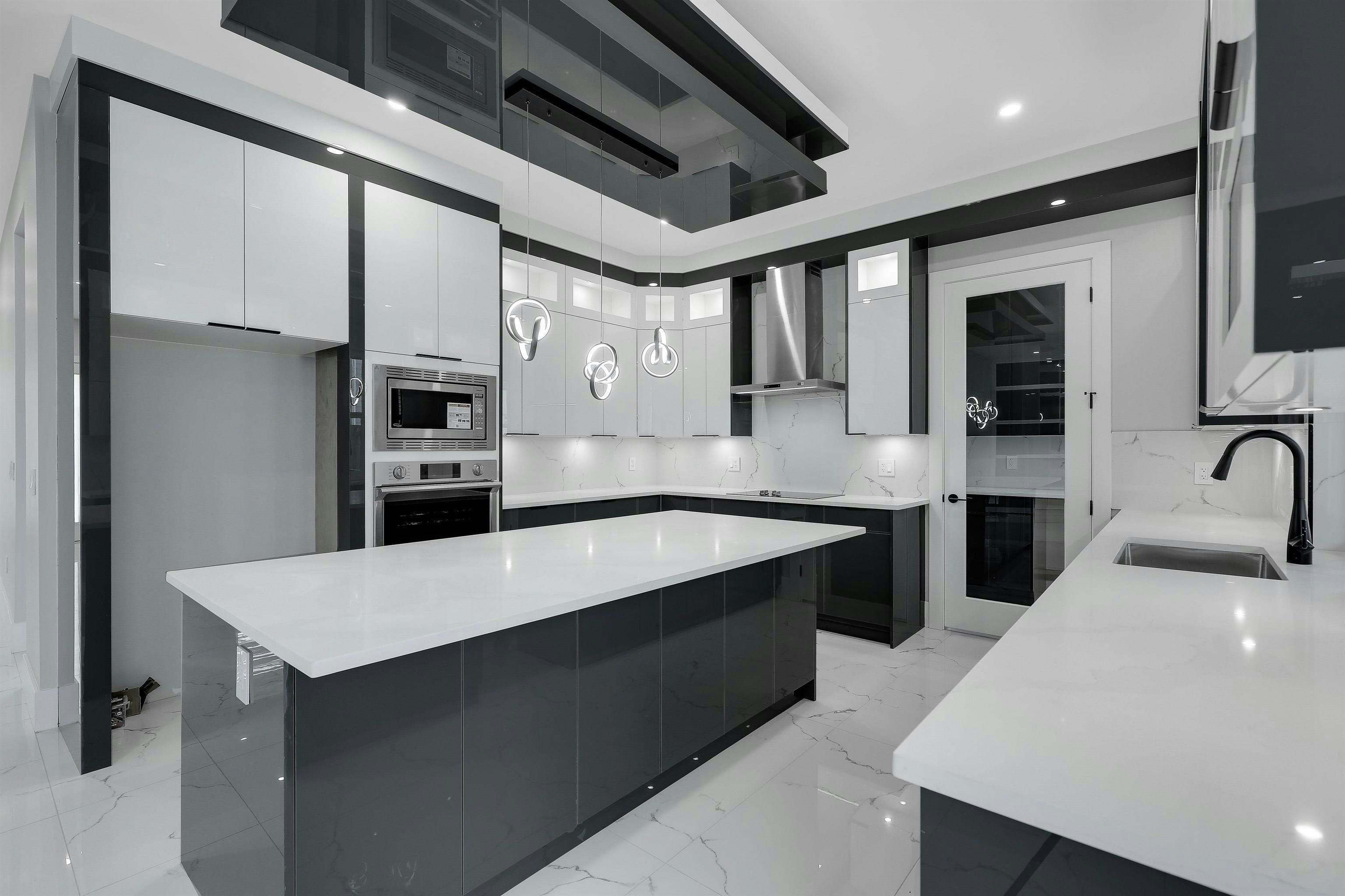 14750 62a Avenue, Surrey, BC, V3S 6N4 - 18