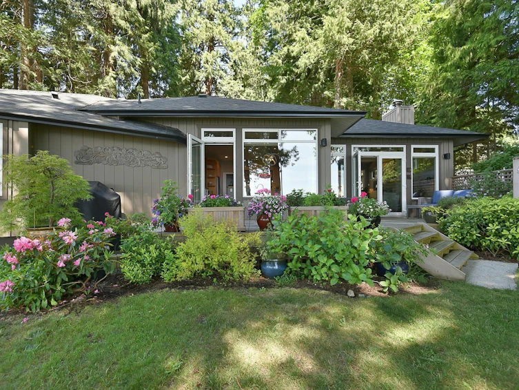7647 Eureka Place, Halfmoon Bay, BC, V7Z 1A1 - 17