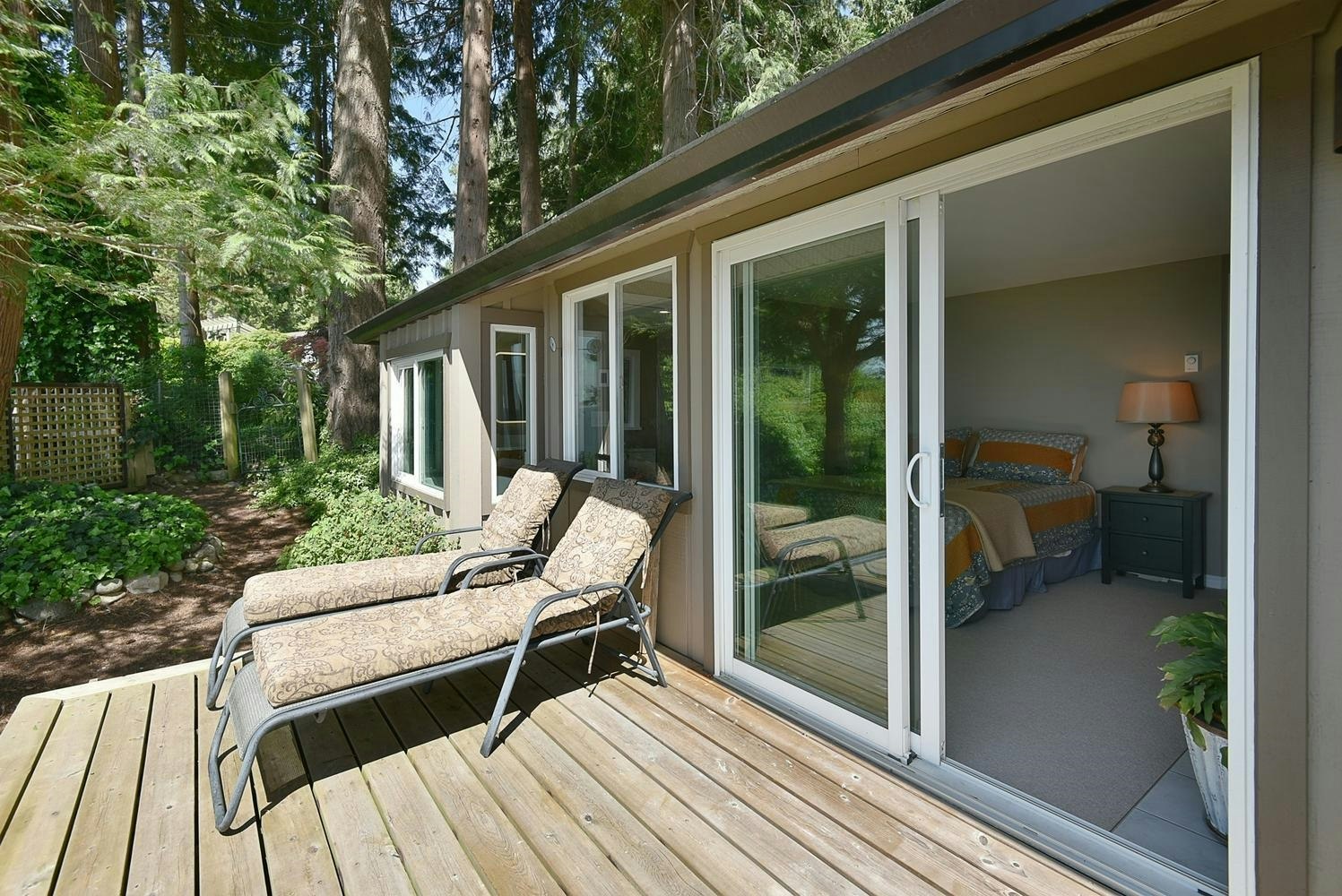 7647 Eureka Place, Halfmoon Bay, BC, V7Z 1A1 - 23