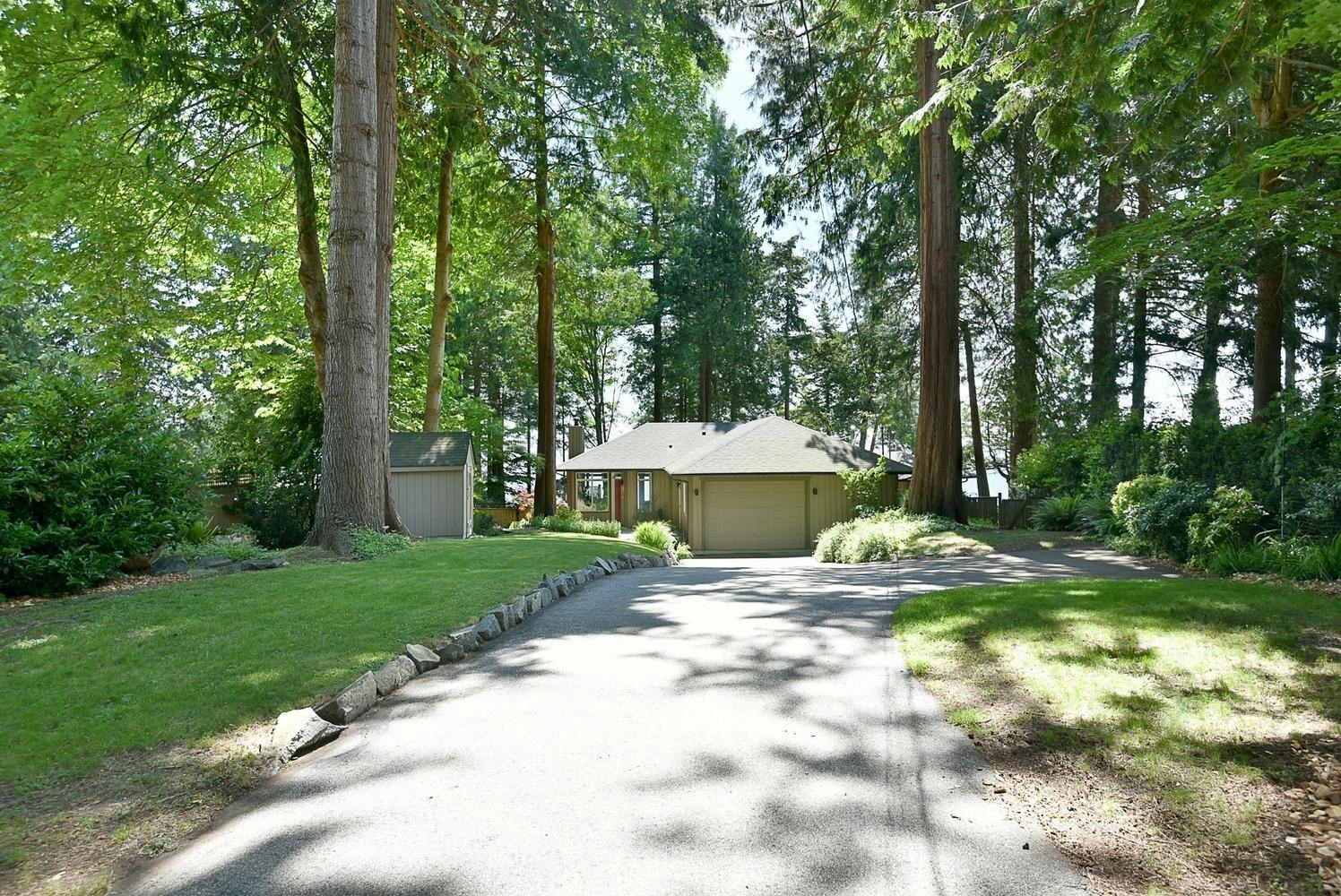 7647 Eureka Place, Halfmoon Bay, BC, V7Z 1A1 - 34