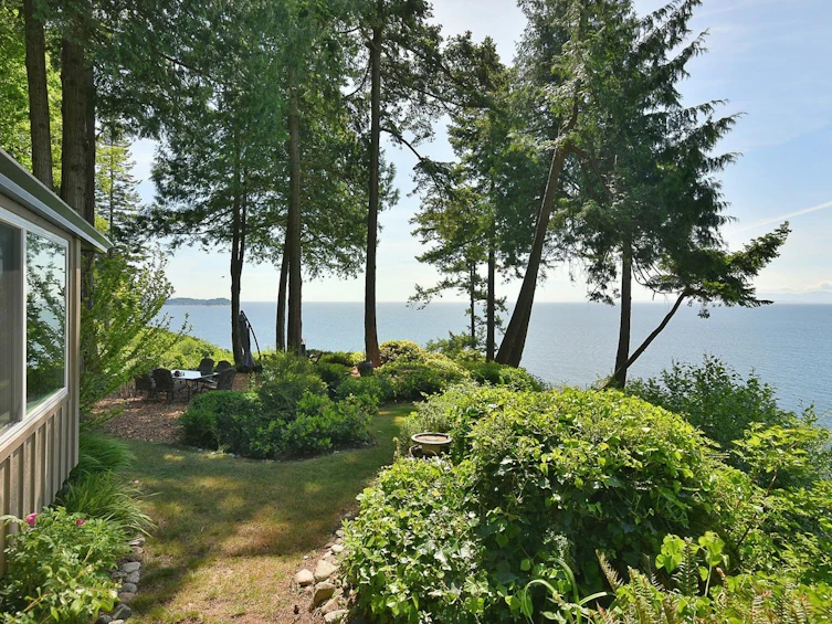 7647 Eureka Place, Halfmoon Bay, BC, V7Z 1A1 - 21