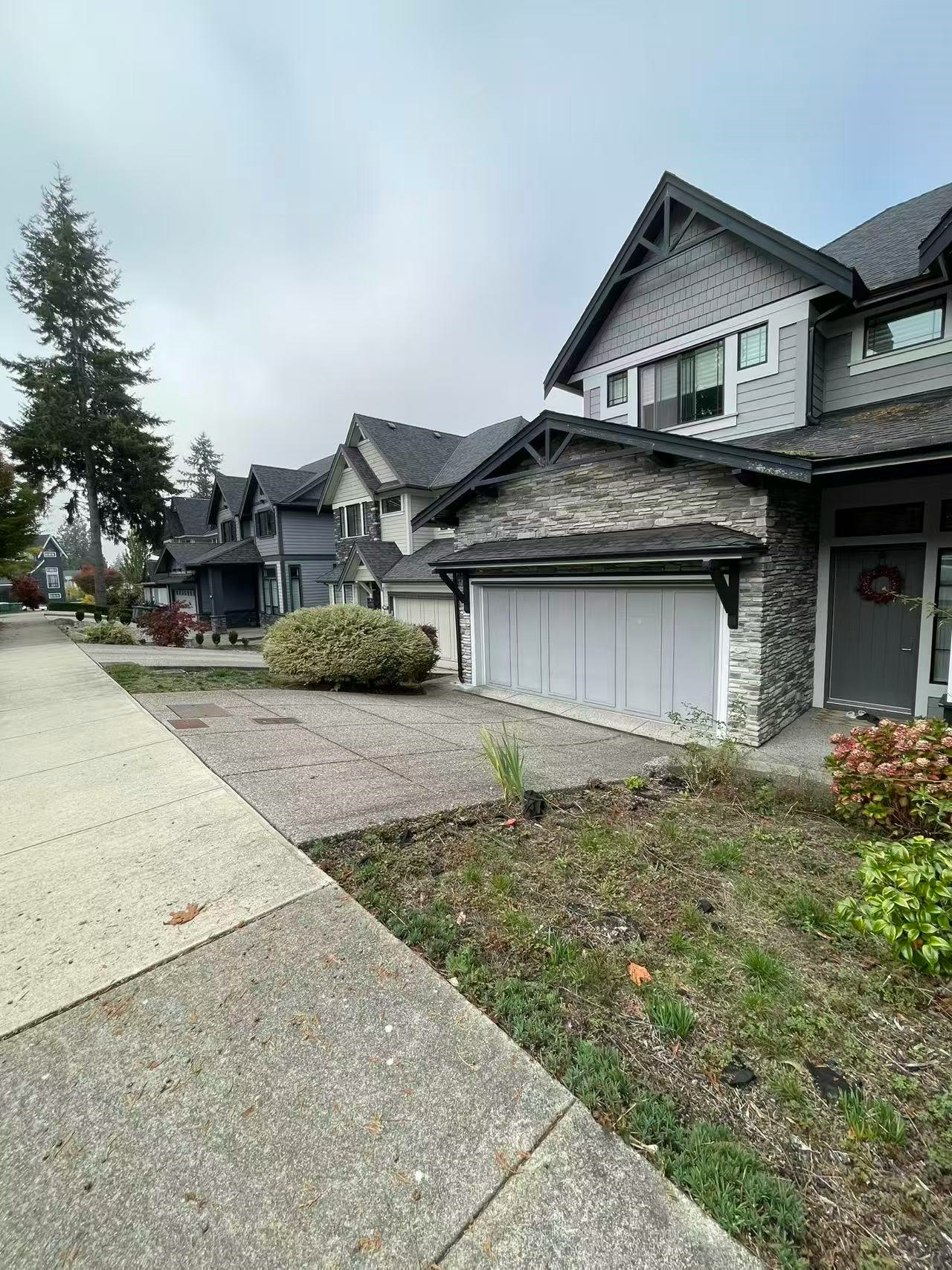 3000 Helc Place, Surrey, BC, V3Z 0C7 - 24