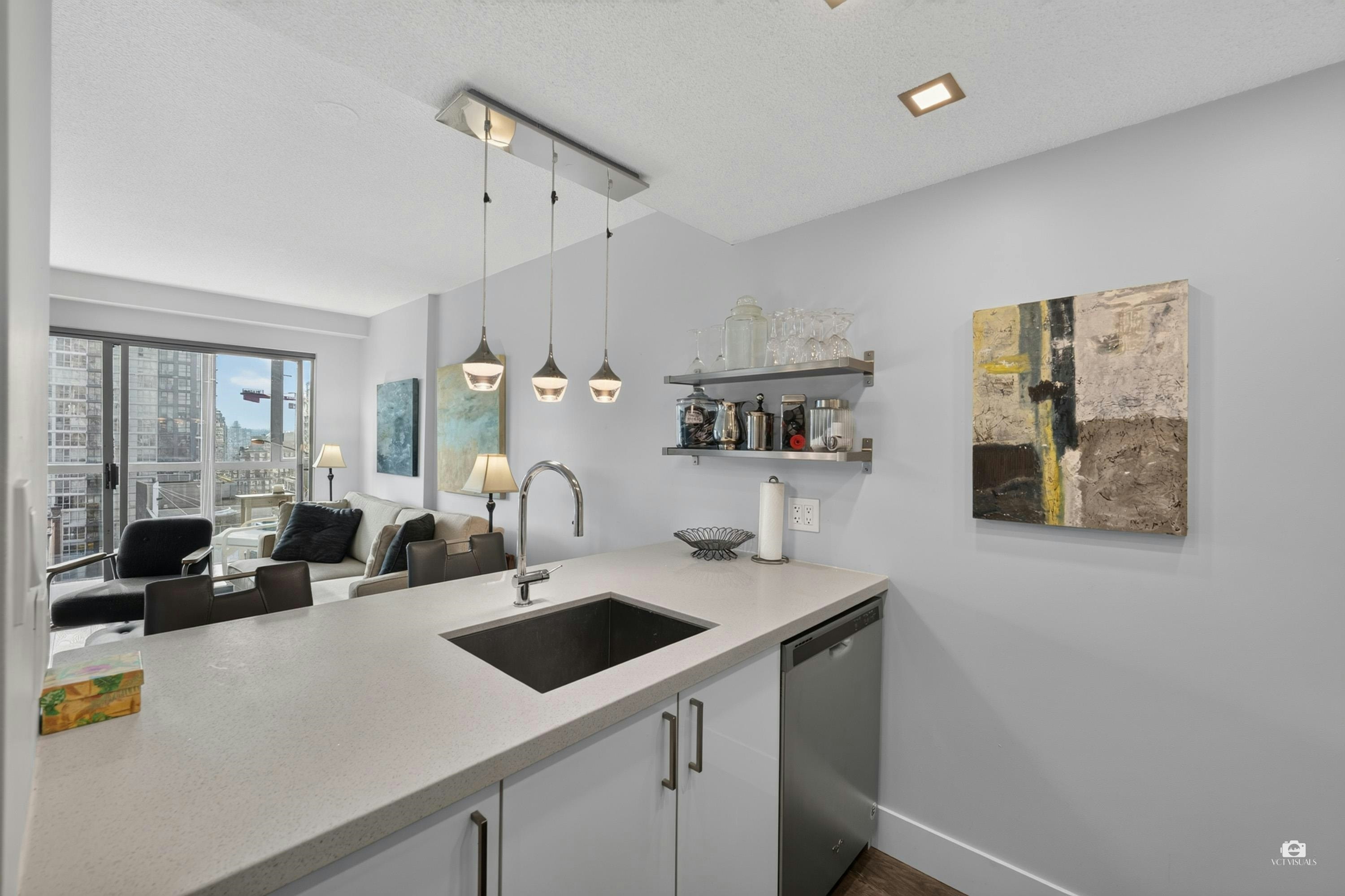 1106-1188 Howe Street - 3