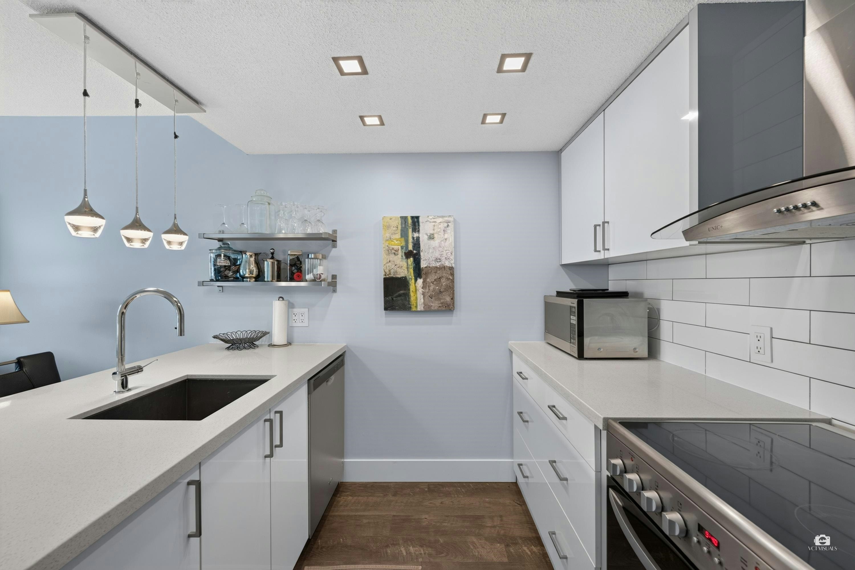 1106-1188 Howe Street - 2