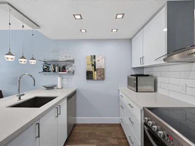 1106-1188 Howe Street - 2
