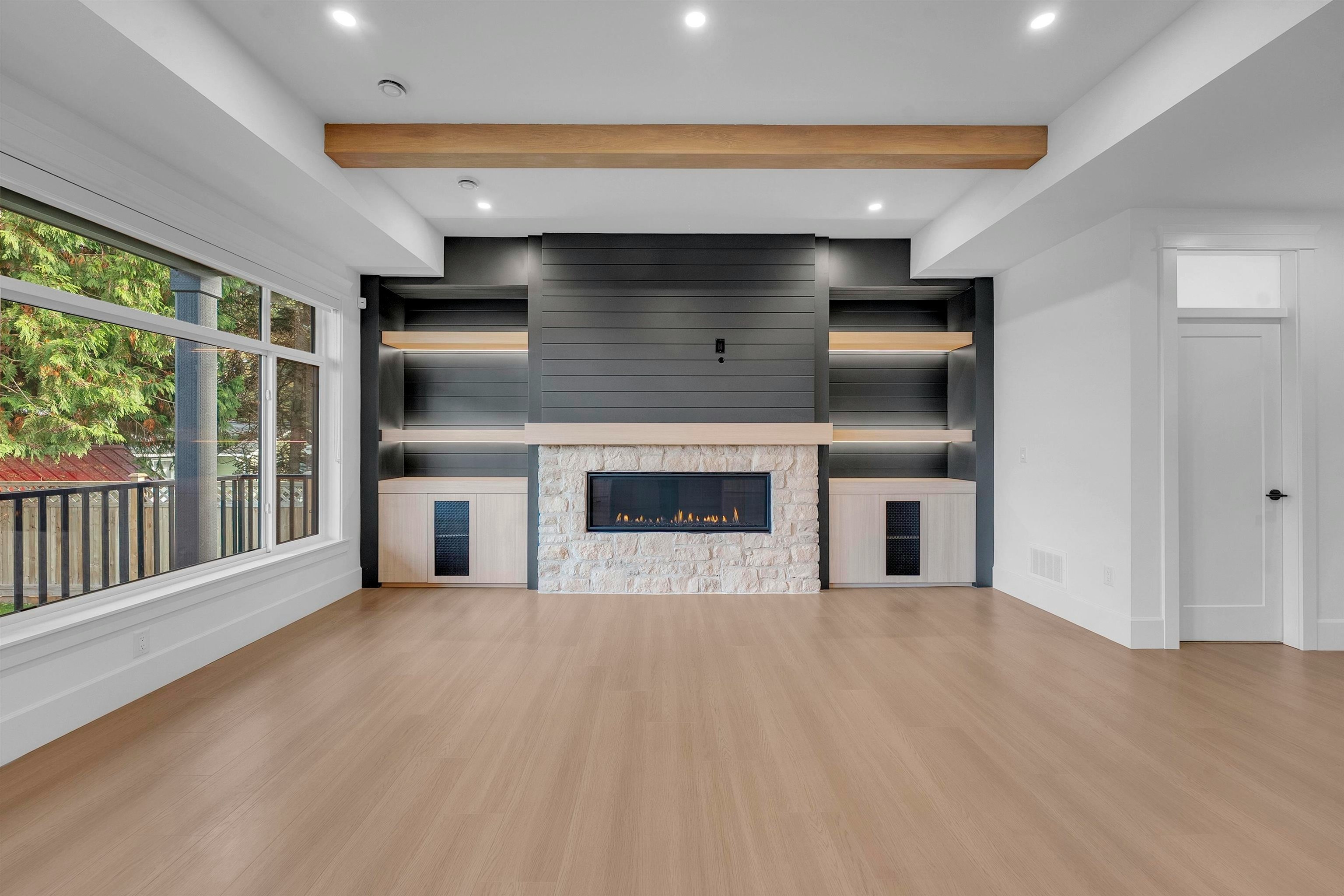 23747 Old Yale Road, Langley, BC, V2Z 2K4 - 2
