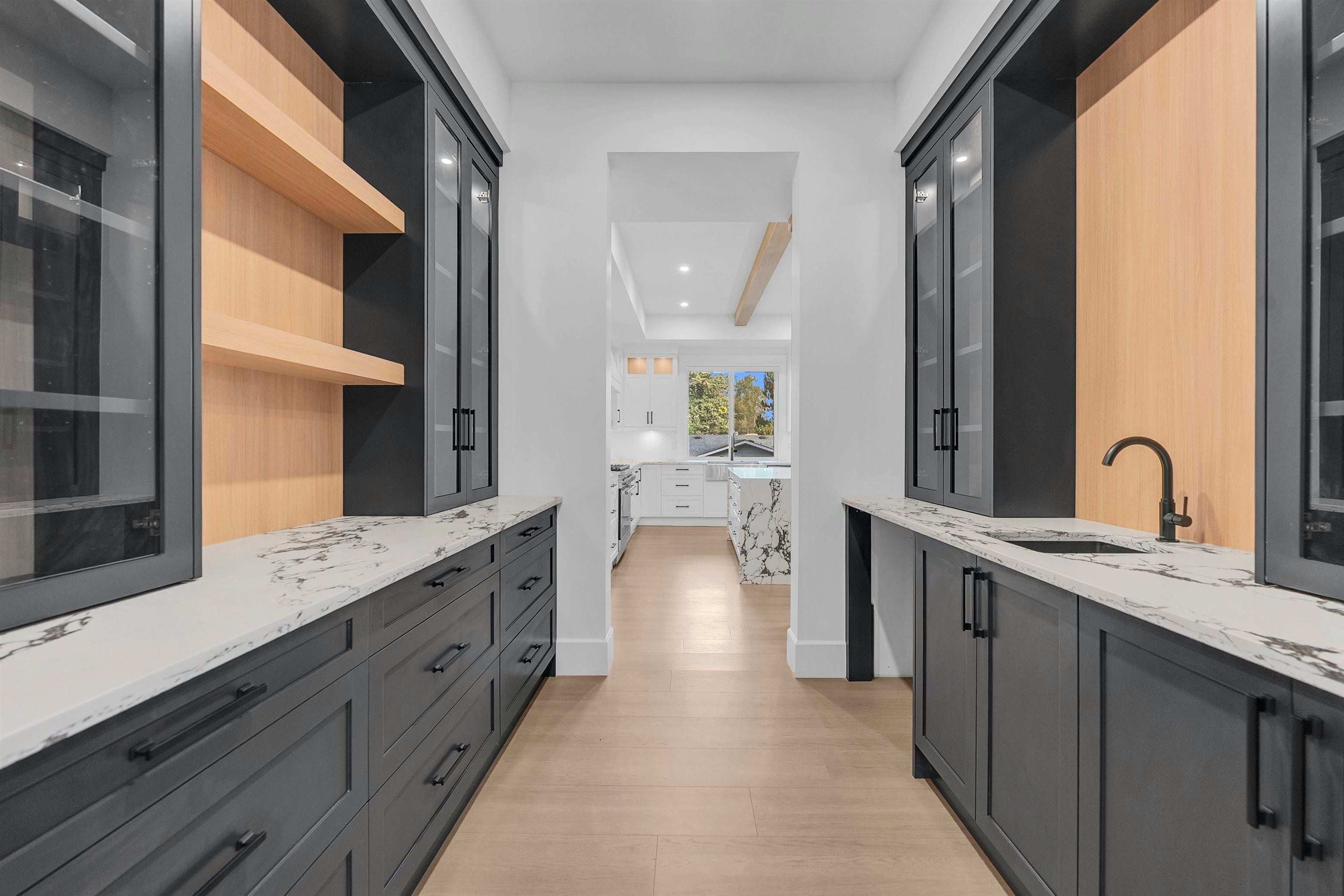 23747 Old Yale Road, Langley, BC, V2Z 2K4 - 8